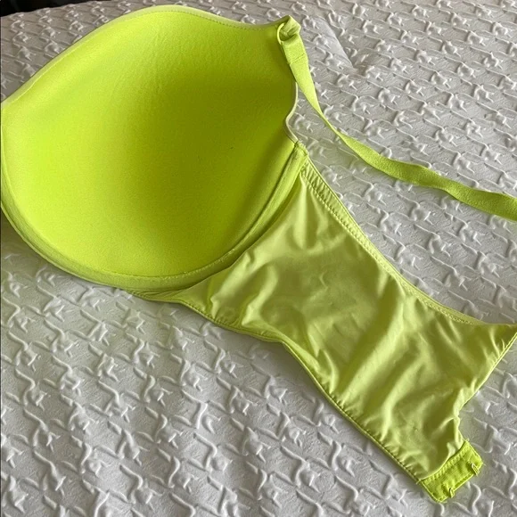 Victoria's Secret Neon Yellow Bra size 38DD - Picture 7 of 13